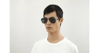 Gucci Sunglasses GG0528S
