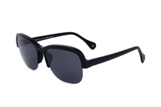 01 BLACK
