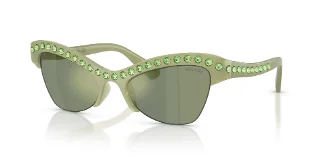 10746R Milky Green