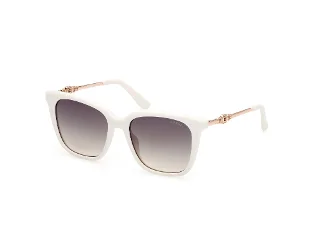 21P White