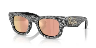 68657J Black