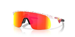 901037 White