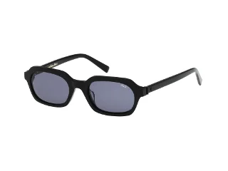 01A Shiny Black / Shiny Black